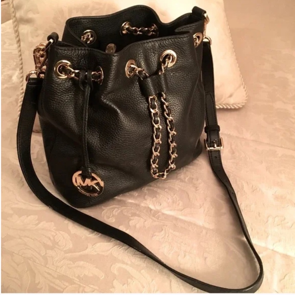 MICHAEL KORS Beautiful!!!!Frankie Bucket Shoulder Bag - Picture 3 of 10